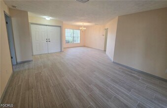 Building Photo - 4614 SW 9th Pl