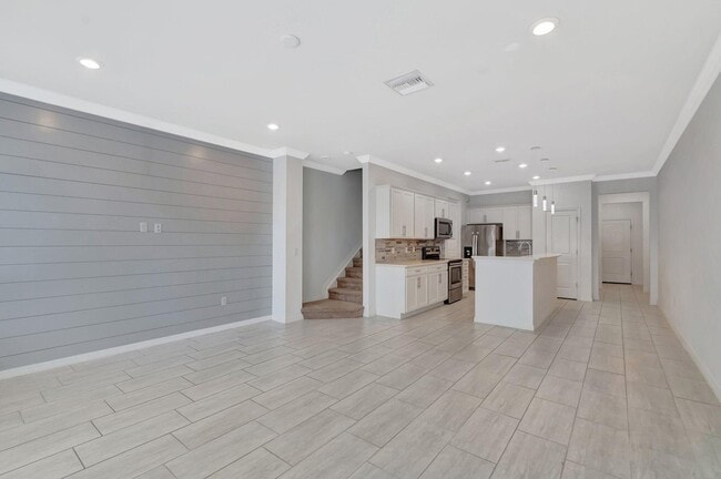 Building Photo - 2854 Bard St