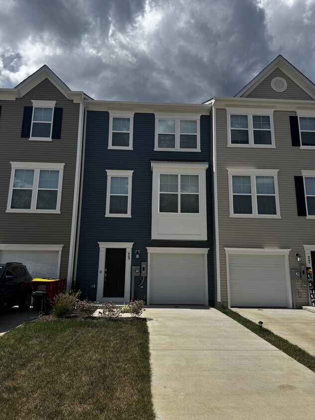 Foto principal - 73 Gray Silver Rd