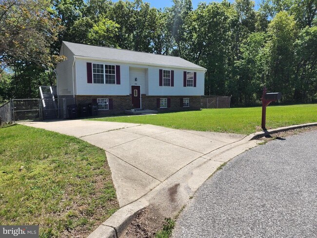Foto del edificio - 2904 White Pine Ct
