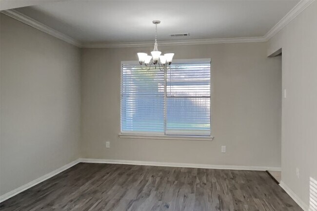 Foto del edificio - 20430 White Poplar Dr