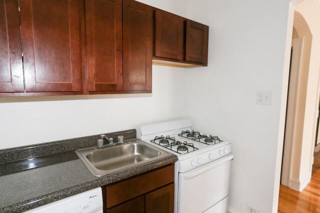 Foto del edificio - 4848 N Damen Ave