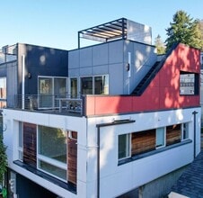 Building Photo - 2420 Wickstrom Pl SW