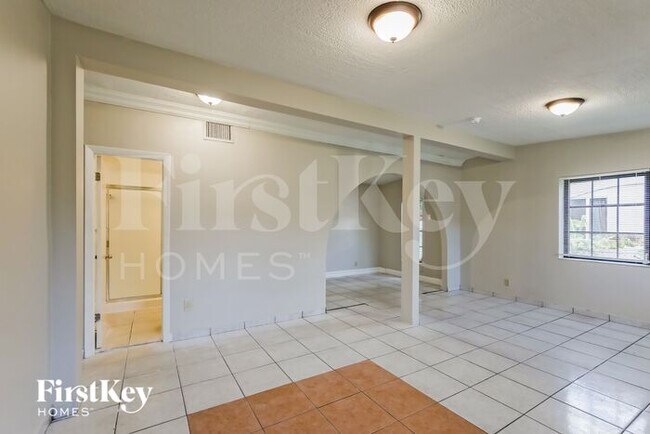 Building Photo - 12620 NW 15th Ave