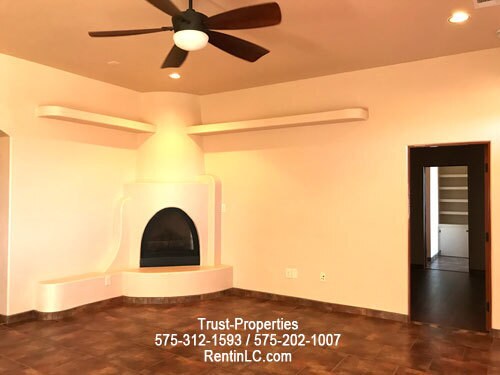 Foto del edificio - Sonoma Ranch / Mountain Views