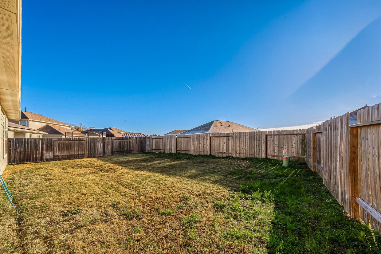 Foto del edificio - 702 Cobalt Crest Ln