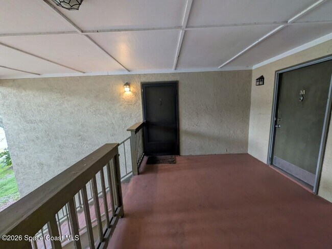 Building Photo - 3550 Sable Palm Ln