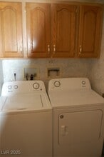 Building Photo - 1781 S Baradonna Rd