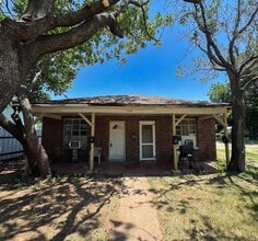 Building Photo - 2115 Princeton Ave