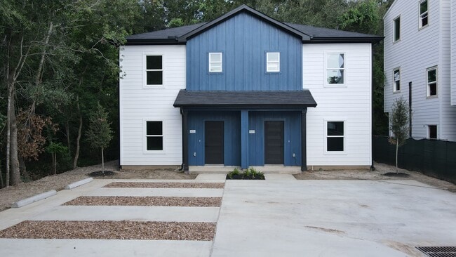 Building Photo - 9441 Radio Rd