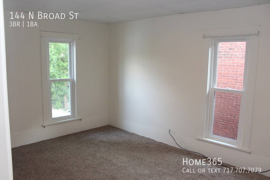 Foto principal - A Charming 3 Bedroom!