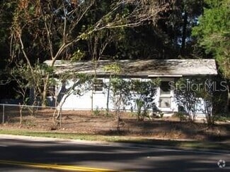 Building Photo - 3514 NW 6th St