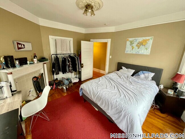 Building Photo - 12 Oswald St