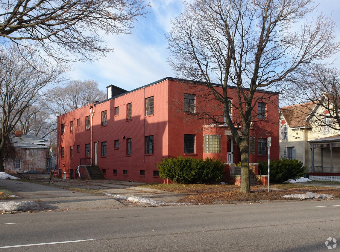 Primary Photo - Stanton Apartments