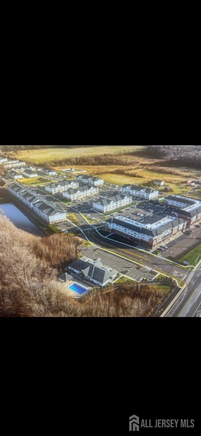 Foto del edificio - 714 Stiller Ln