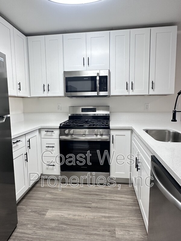 Foto principal - 171 Elder Ave