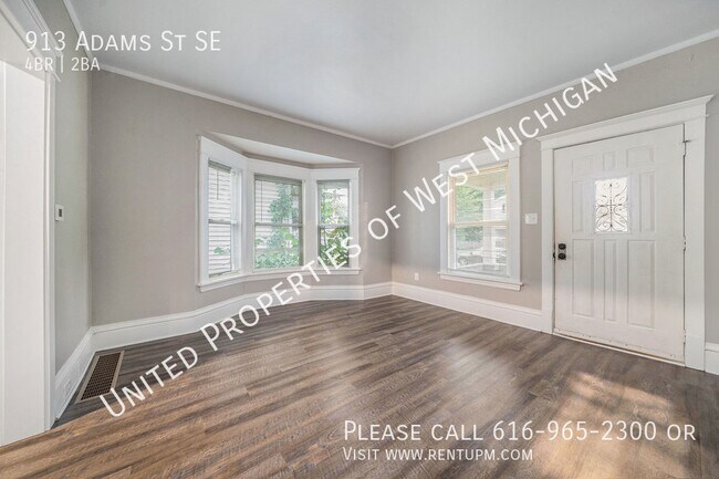 Building Photo - Available Now | Cozy 4 Bedroom, 2 Bathroom...