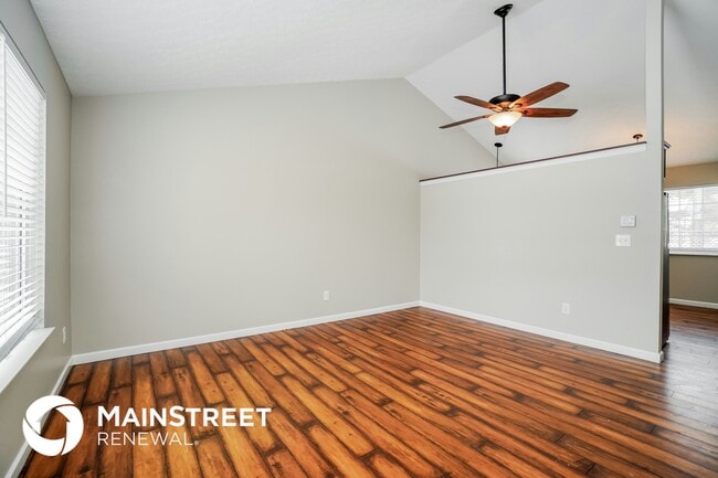 Foto del edificio - 5441 Spring Hill Rd