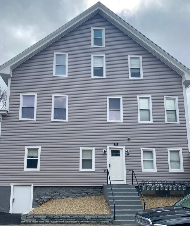 Building Photo - 65 Water St