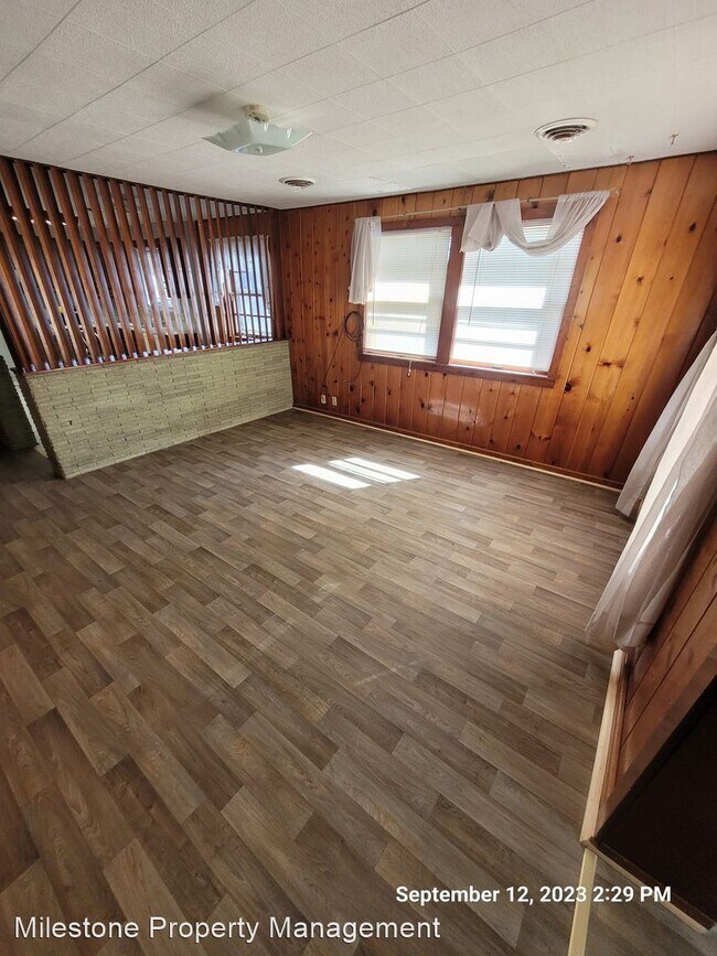 1420 N Merriam Ave, Miles City, MT 59301 House Rental in Miles City