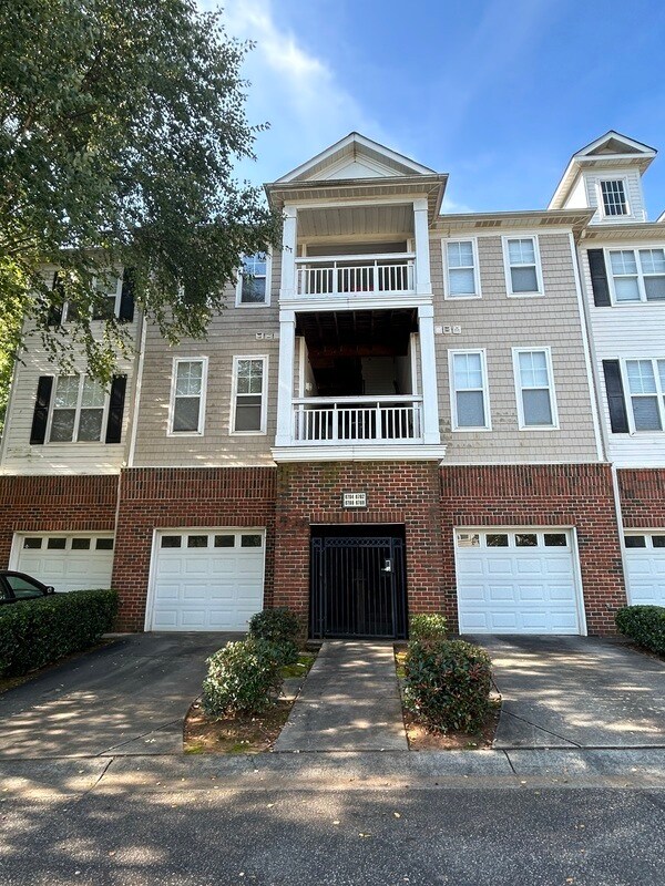 Primary Photo - 6794 Mallard Park Dr