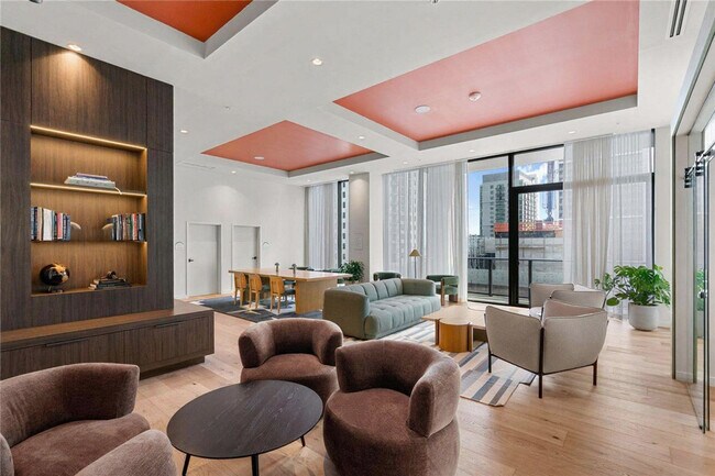 Foto del edificio - 601 N Miami Ave