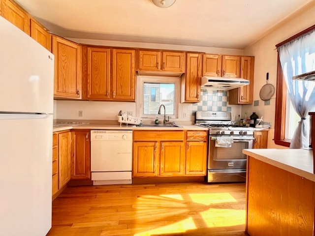 Primary Photo - 99 Litchfield St