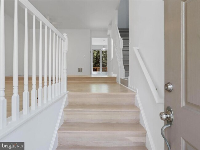Foto del edificio - 5129 Beauregard St