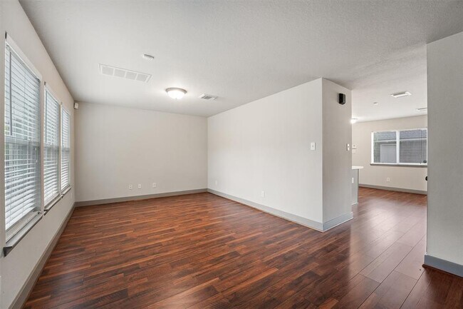 Foto del edificio - 26884 Wellington Ct