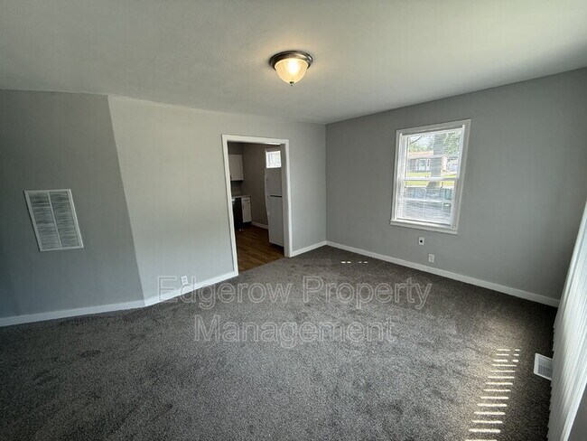 Foto del edificio - 359 Majestic St SE