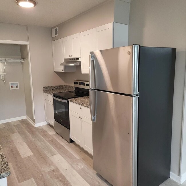 Foto del edificio - 211 Kirkland Pl