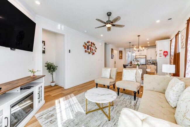 Foto del edificio - 8749 Bethany Crk Ave