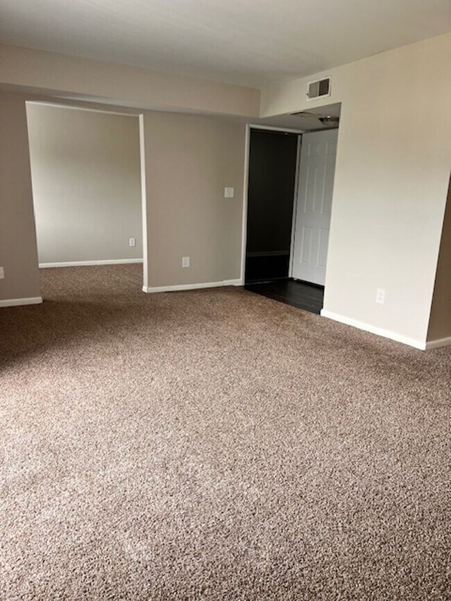 Foto del edificio - 1181 Abbey Ln