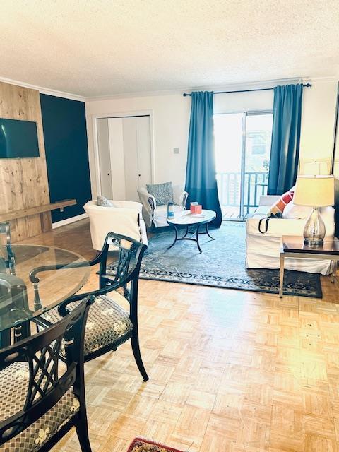 Foto del edificio - 5205 Evans Ave