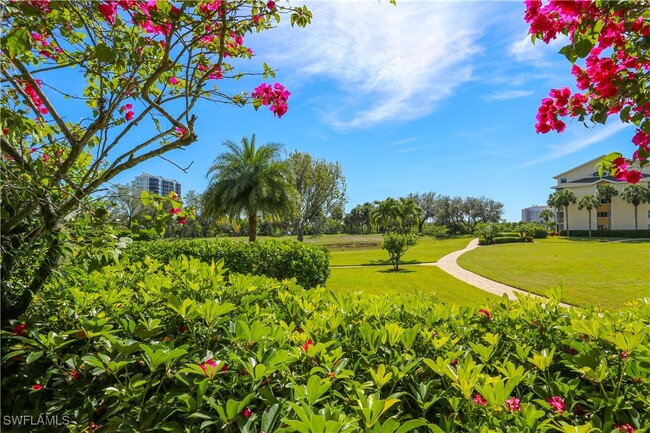 Foto del edificio - 360 Horse Creek Dr