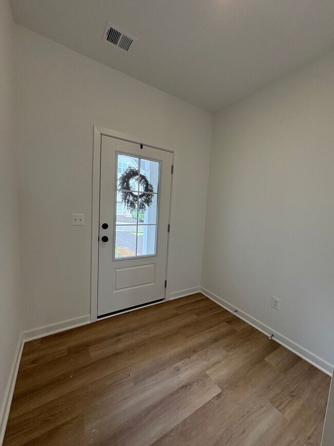 Foto del edificio - Brand New Construction in the Glen at Cooks Creek