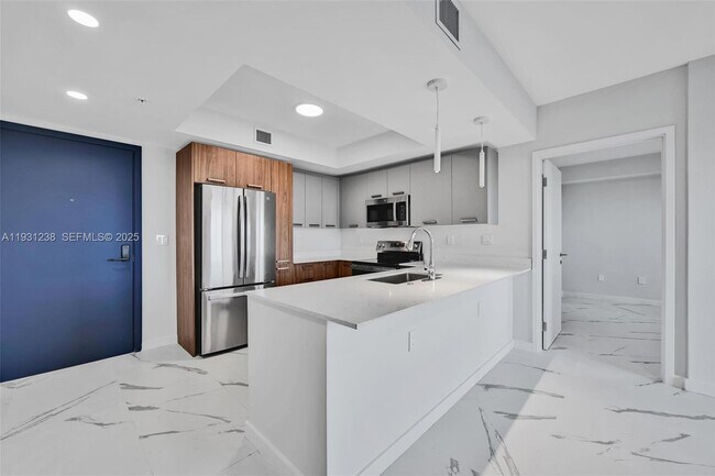 Foto del edificio - 840 NE 130th St