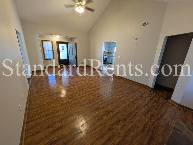 Building Photo - Ranch in Jonesboro