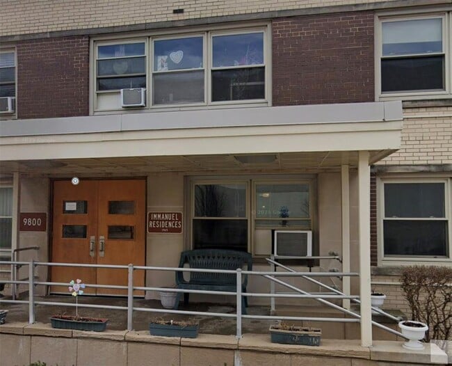 Foto del edificio - 9800 S Campbell Ave