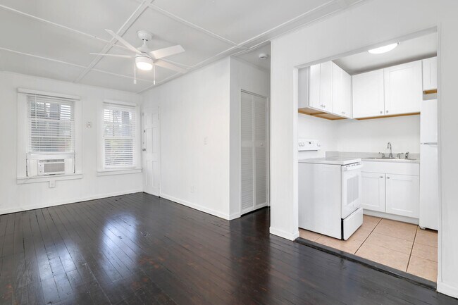 Foto del edificio - 3901 Washington Rd