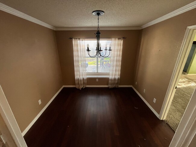 Foto del edificio - Corner Lot 3/2 Home in Burleson ISD