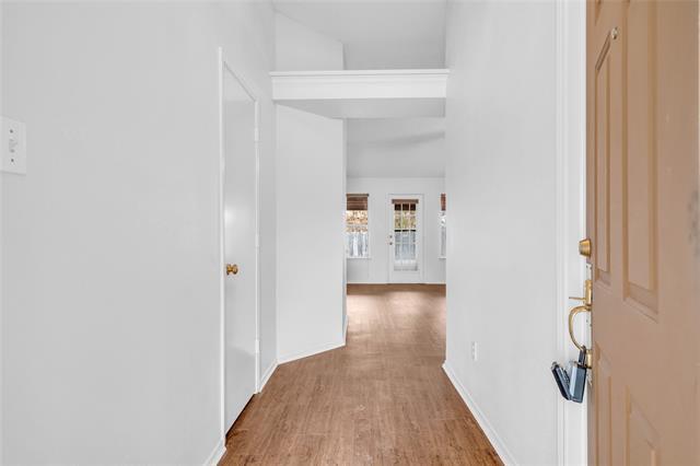 Foto del edificio - 8464 Ruthette Dr