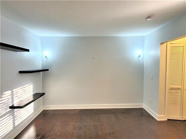 Building Photo - 14 Country Pl Ct