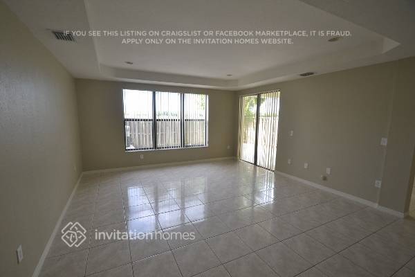 Foto del edificio - 8920 SW 228th Ln