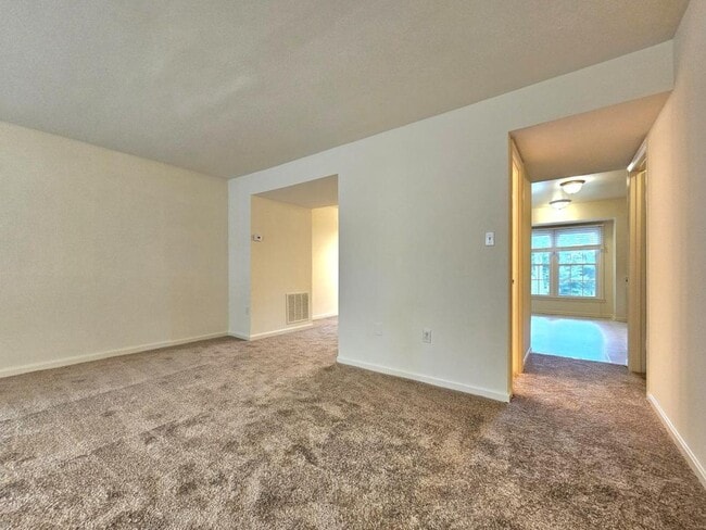 Building Photo - 4802 Treasure Ct
