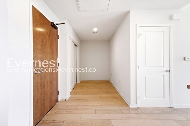 Foto del edificio - 1-Bed/1-Bath Condo with Pool, Spa, and Fitness Center!/Available Now!