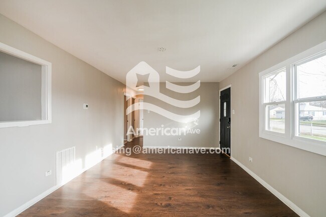 Foto del edificio - 2610 Horton Dr