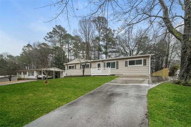 Building Photo - 1408 Sycamore Dr NW
