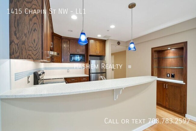 Foto del edificio - 1415 Chapin St NW
