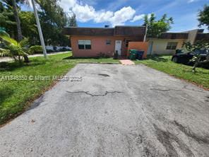 Foto del edificio - 20833 NW 25th Ave